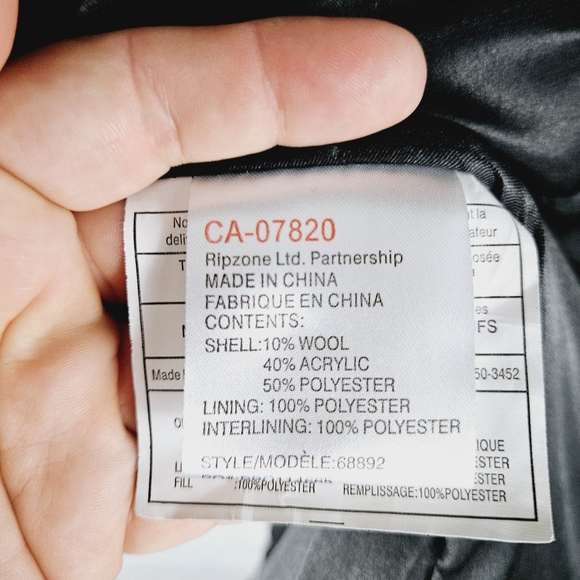 POWDER ROOM | double breasted lined boucle pea coat - Picture 5 of 12